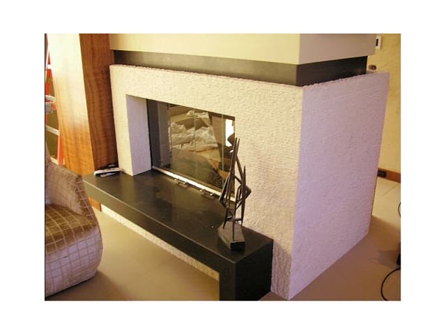 Rake (Fine) finish on Crema Marfil marble